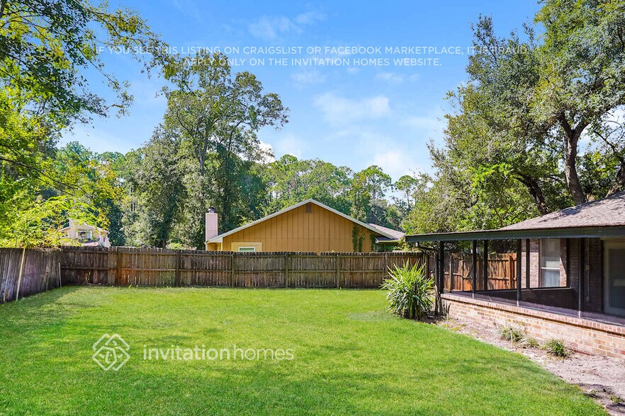 Building Photo - 7362 Boysenberry Ln N