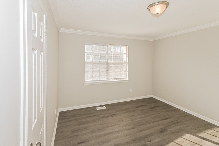 Building Photo - 5038 Fulmar Dr