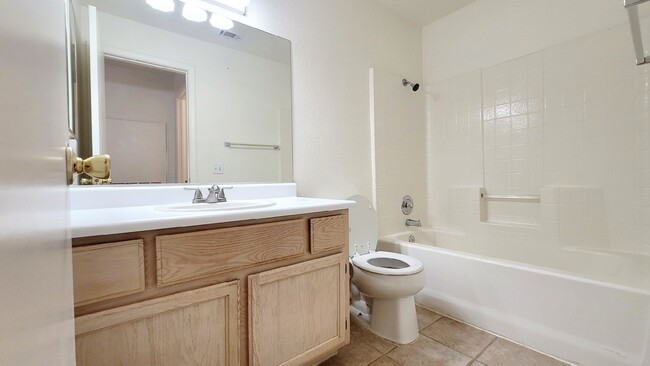 Building Photo - 8016 Cimarron Ridge Dr