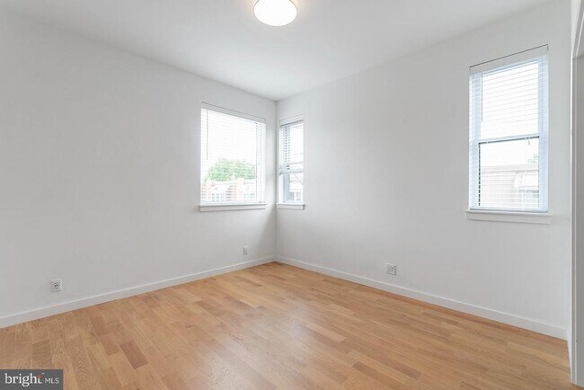 Building Photo - 507 S 8th St