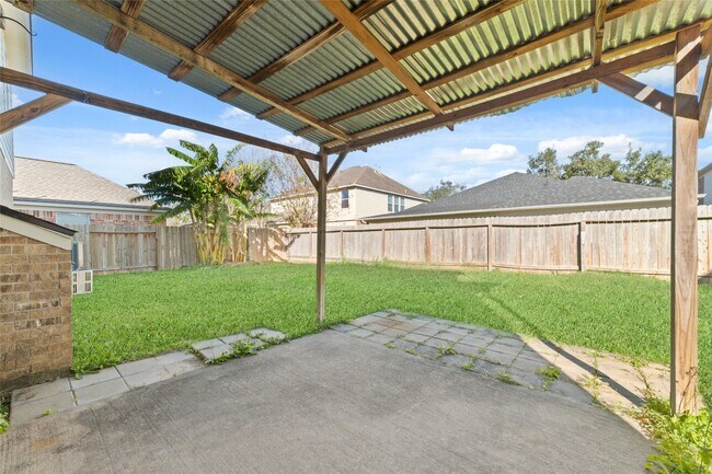 Building Photo - 18510 Lodgepole Pine St