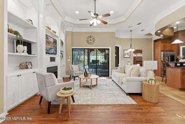 Building Photo - 114 Warren Cir