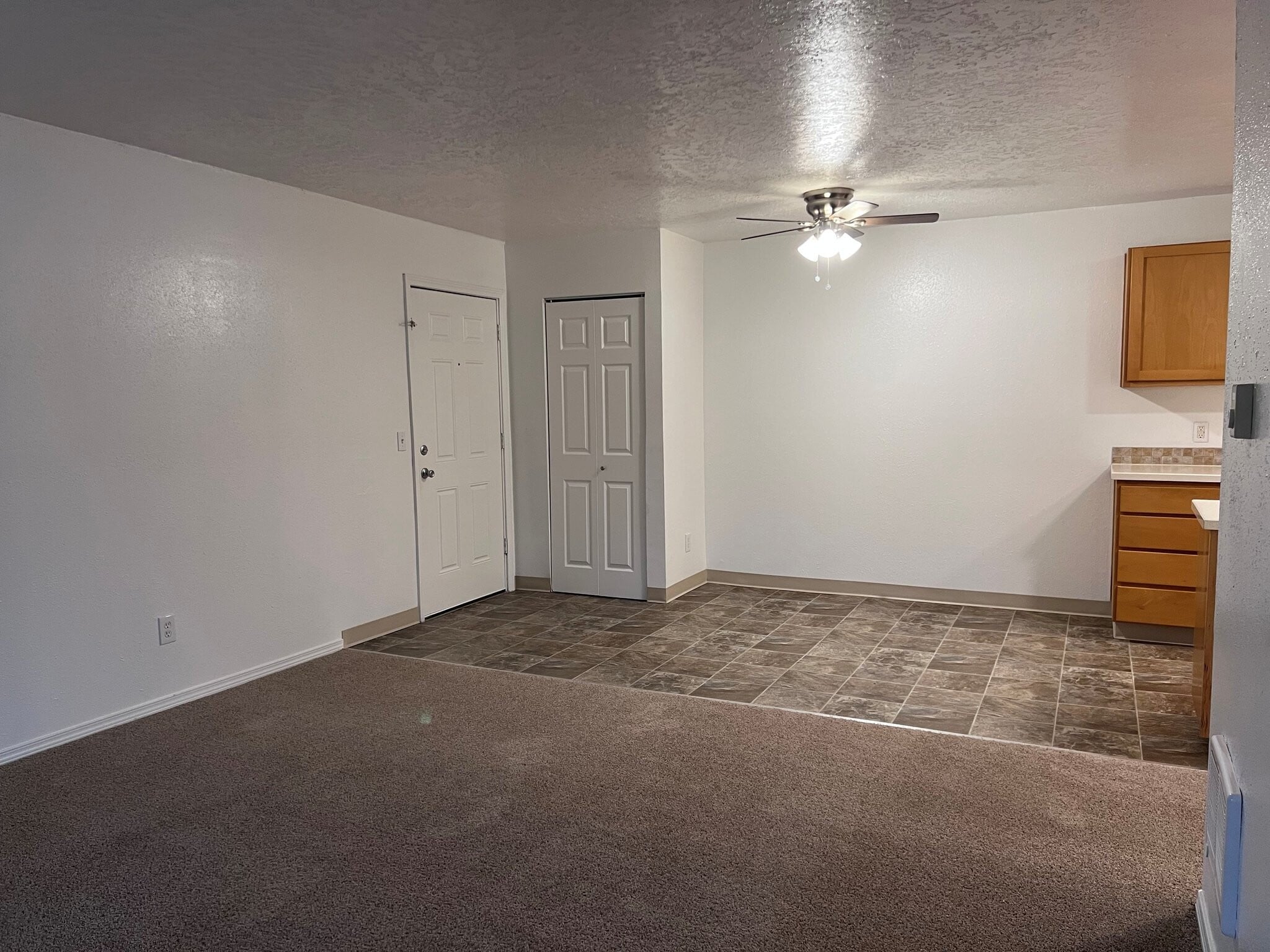 Building Photo - 17250 SW Heritage Ct