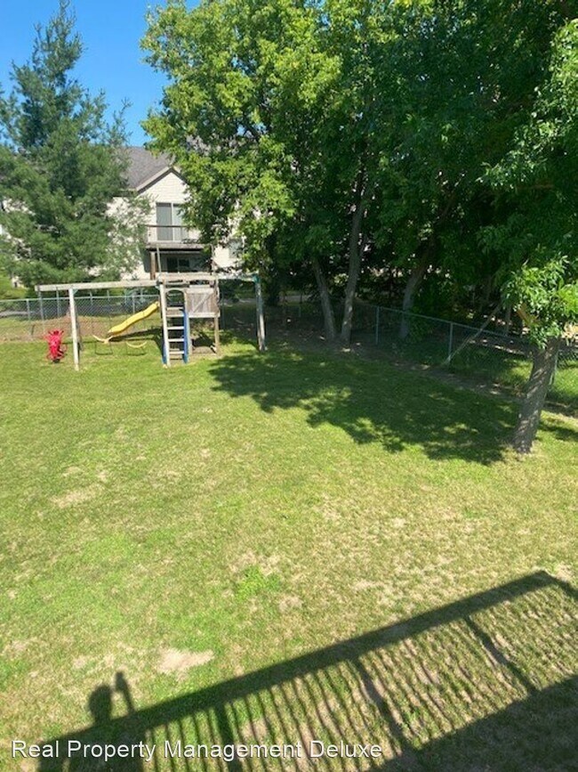 Building Photo - 4 br, 2 bath House - 15199 Warrior Ave