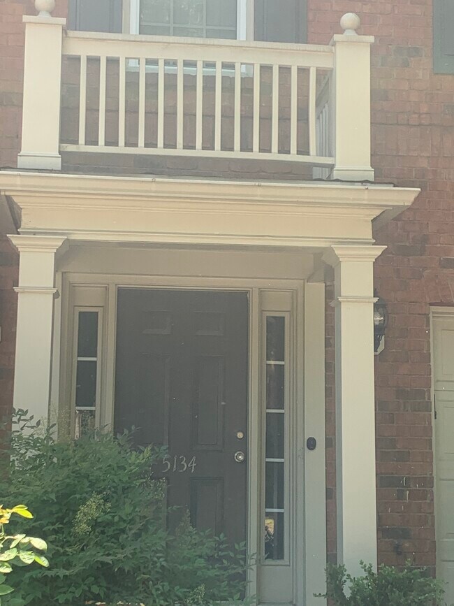 Primary Photo - 5134 Manerdale Dr SE