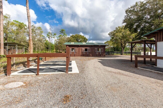 Building Photo - 13529 E Citrus Dr