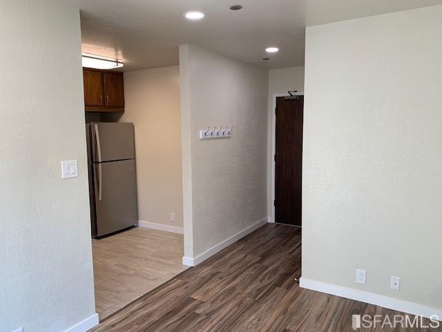 Building Photo - 1090 Main St