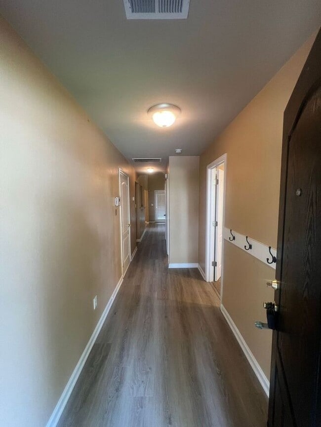Building Photo - !!!WARNING: AVOID SCAMS CONFIRM RENTAL AT ...