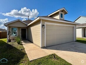 Building Photo - Charming 3-Bedroom 2-Bath Retreat with Mod...