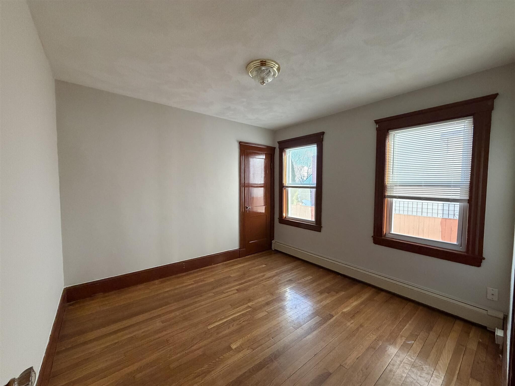 Building Photo - 30 Medford St