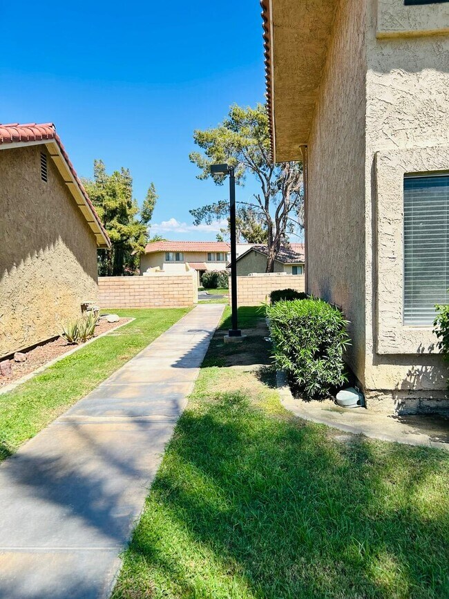 Building Photo - 82567 Ave 48 Ave