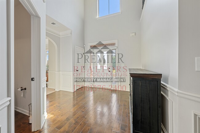 Building Photo - 14 Springwood Dr