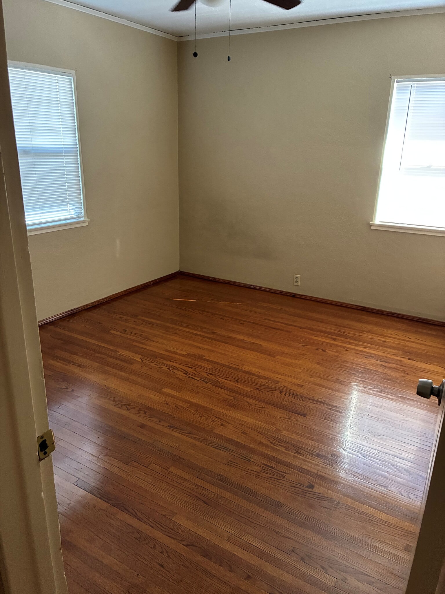 Bedroom 2 - 2341 Pine Ave