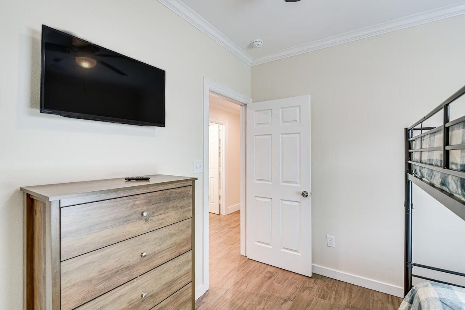 Building Photo - 1208 26th St