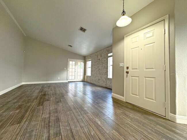Building Photo - Fully renovated with a contemporary flair ...