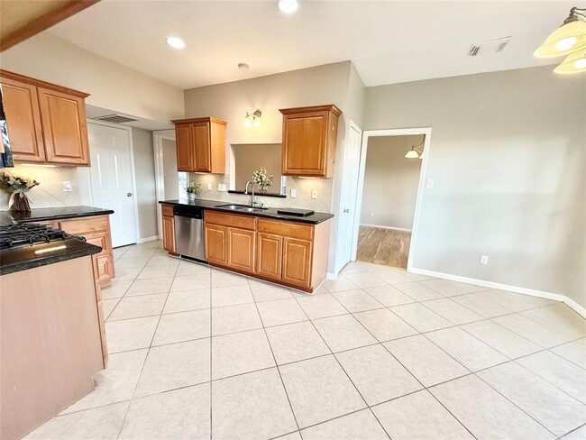 Building Photo - 4719 Orkney Dr