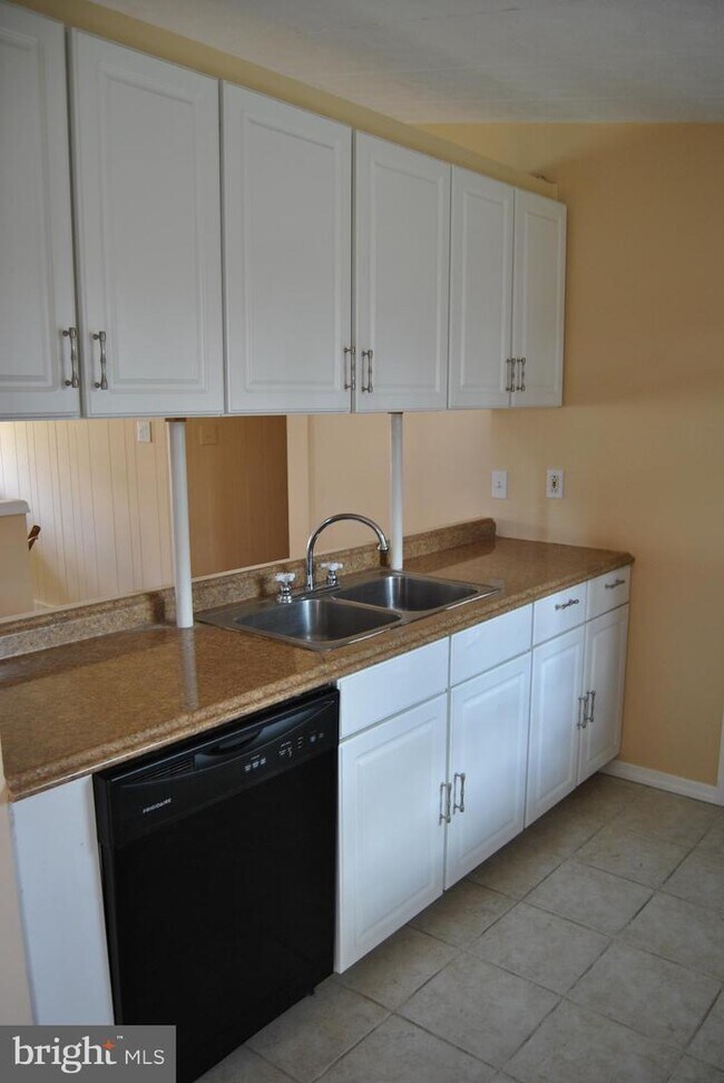 Building Photo - 22 Old Egg Harbor Rd