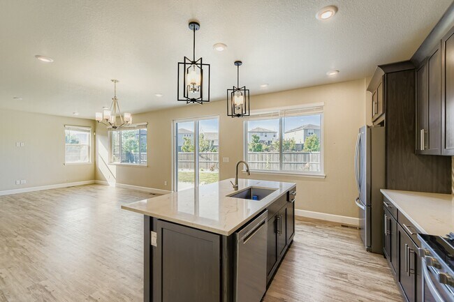 Building Photo - 17944 Tree Sparrow Ave