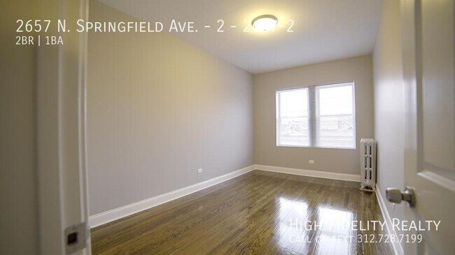 Building Photo - 2657 N Springfield Ave