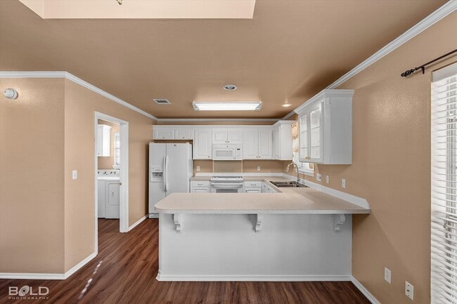 Building Photo - 406 Lavita Dr