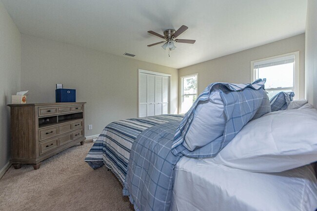 Building Photo - 2225 Silver Sands Ct