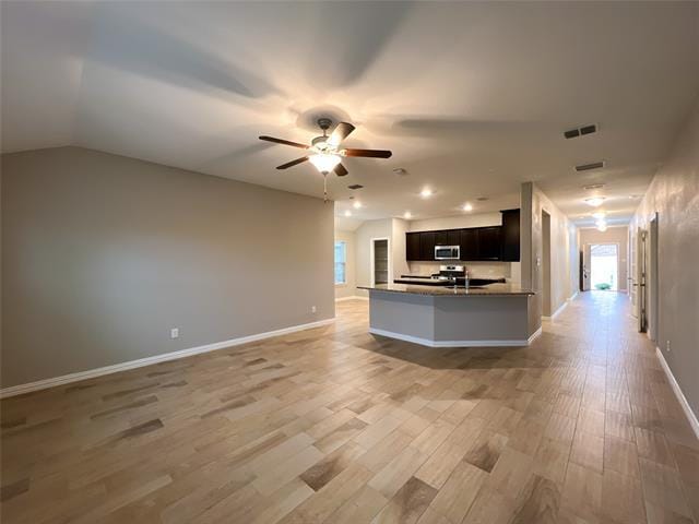 Building Photo - 910 Silverbell St
