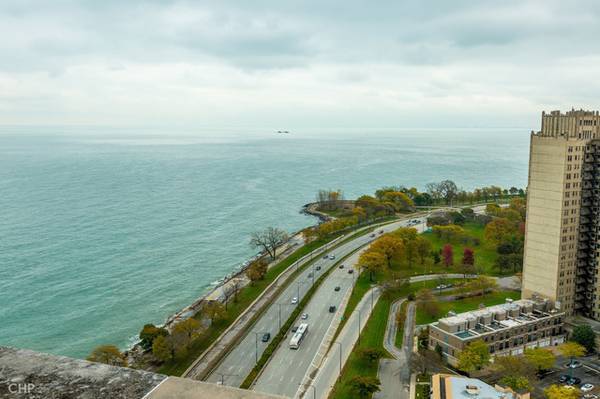 Lake Shore Drive views - 4800 S Chicago Beach Dr