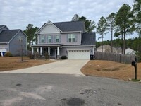 Building Photo - 4 Bed, 2.5 Bath located in The Village in Folkstone Community - Holly Ridge