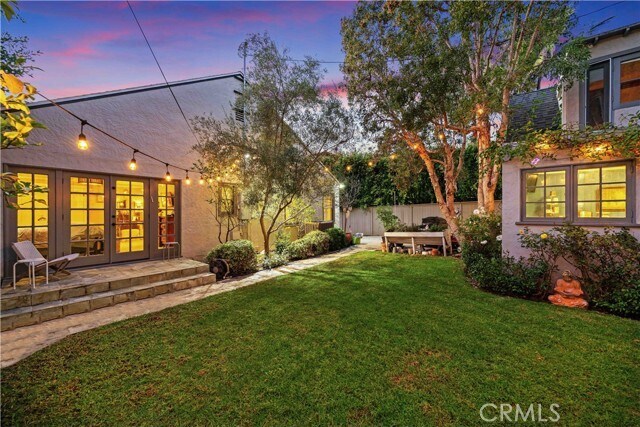 Building Photo - 1630 Warnall Ave