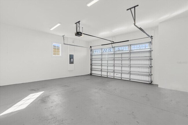 Building Photo - 2360 Datura Lp