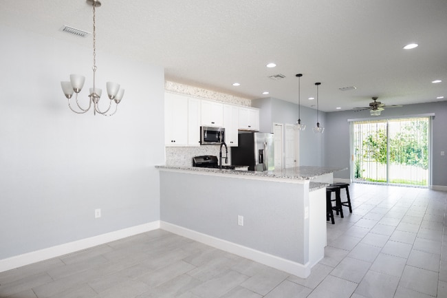 Building Photo - 6126 Voyagers Pl