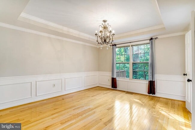 Building Photo - 2131 Kings Mill Ct