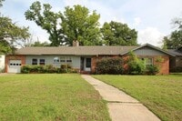 Building Photo - Coming Soon! Spacious 4 Bedroom 2 Bath Home!