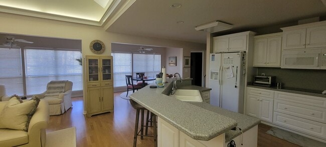 Building Photo - Charming Lake Santa Fe Canal Basin Home – ...