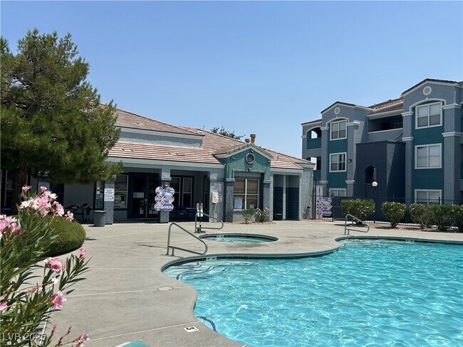 Building Photo - 6955 N Durango Dr