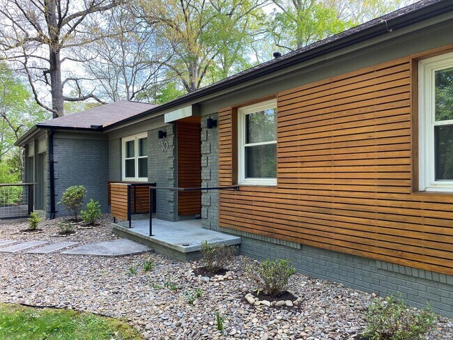 Building Photo - East AVL - Mid Century Modern Beauty in Bo...