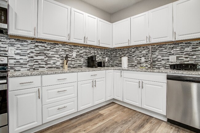 Building Photo - 2734 Brooklyn Ave