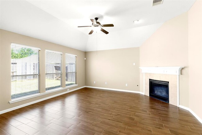 Building Photo - 4931 Harbor Glen Ln