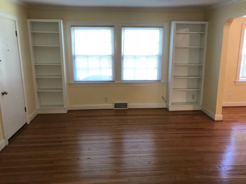 Den - 1420 Eastern Pkwy