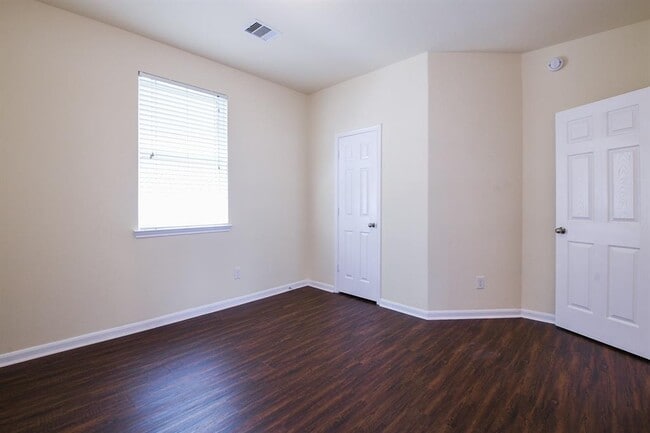 Building Photo - 12402 Rosemary Bend Ln