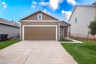 Building Photo - 328 Mica Trl