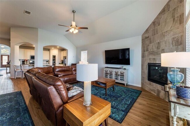 Building Photo - 282 Cherrystone Loop