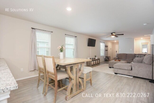 Building Photo - 1206 Kiskadee Wy