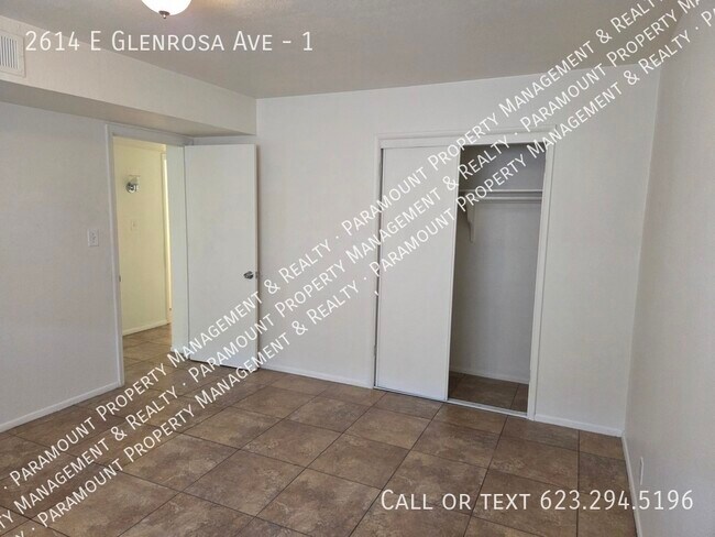 Building Photo - 2614 E Glenrosa Ave