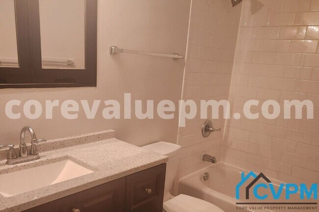 Building Photo - 15514 N Nemo Ct