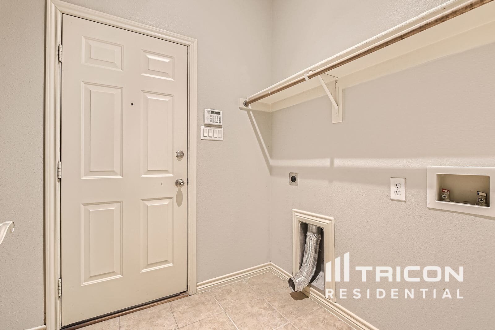 Building Photo - 7100 Brekenridge Dr