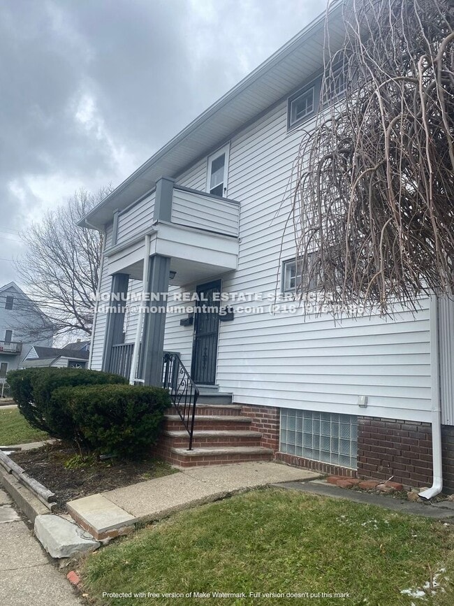 Building Photo - 3618 Menlo Road