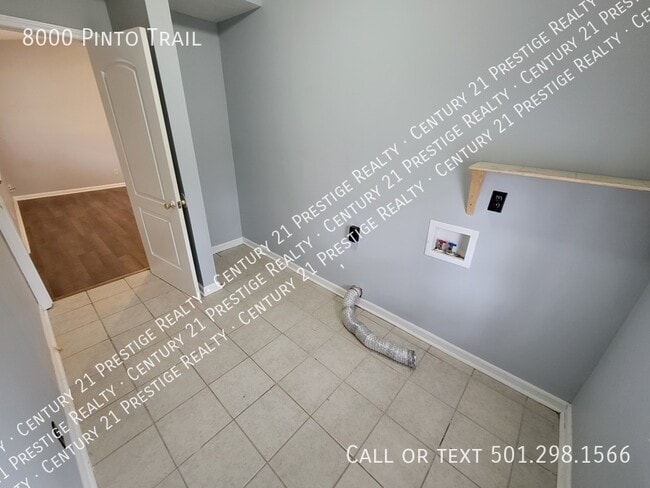 Building Photo - 8000 Pinto Trail