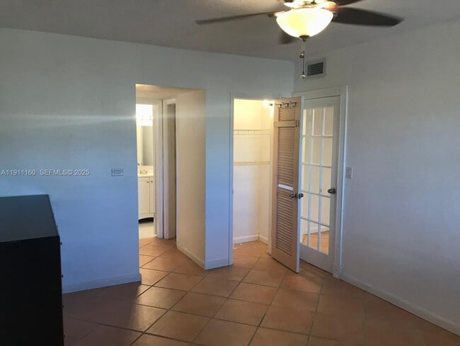 Building Photo - 2825 NE 201st Terrace