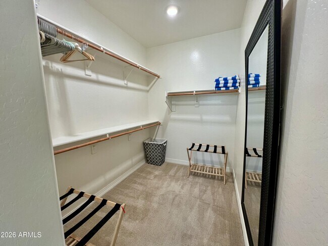 Building Photo - 7333 E Vista Bonita Dr